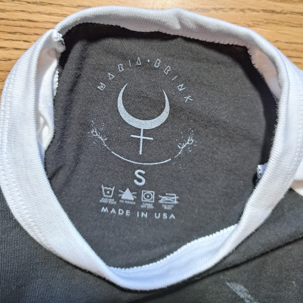 NEW Raglan Shirt - Picture 4 of 6